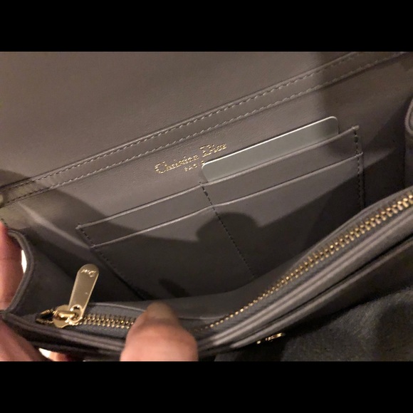 Like brand new dior bag full set - Picture 7 of 9